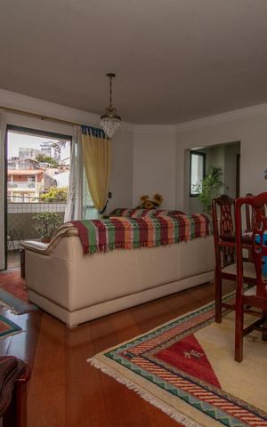 Apartamento à venda com 150m², 3 quartos e 3 vagas Apartamento à venda com 150m², 3 quartos e 3 vagasSala