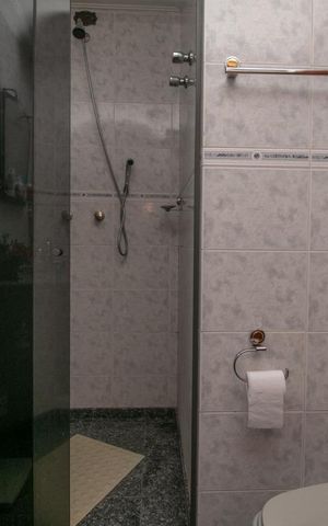 Apartamento à venda com 150m², 3 quartos e 3 vagas Apartamento à venda com 150m², 3 quartos e 3 vagasBanheiro Suíte