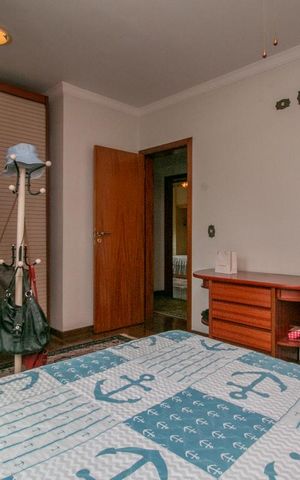 Apartamento à venda com 150m², 3 quartos e 3 vagas Apartamento à venda com 150m², 3 quartos e 3 vagasSuíte