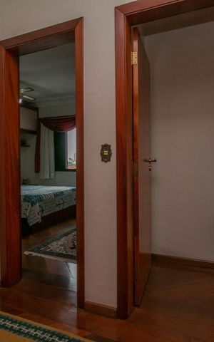 Apartamento à venda com 150m², 3 quartos e 3 vagas Apartamento à venda com 150m², 3 quartos e 3 vagasHall dos Quartos