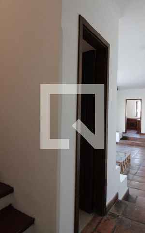 Casa à venda com 323m², 3 quartos e 4 vagasSala de estar