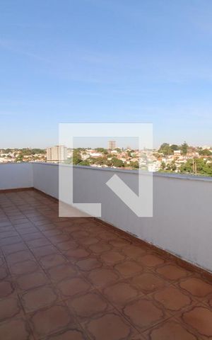 Casa à venda com 323m², 3 quartos e 4 vagasTerraço do Quarto 3 (suíte master)