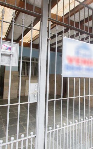 Casa para alugar com 118m², 4 quartos e 1 vagaFachada