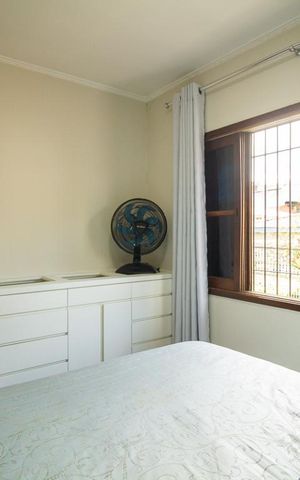 Casa à venda com 280m², 3 quartos e 2 vagas Casa à venda com 280m², 3 quartos e 2 vagasQuarto 1
