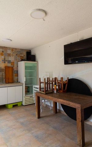 Casa à venda com 280m², 3 quartos e 2 vagas Casa à venda com 280m², 3 quartos e 2 vagasChurrasqueira