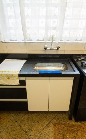Casa à venda com 280m², 3 quartos e 2 vagas Casa à venda com 280m², 3 quartos e 2 vagasCozinha