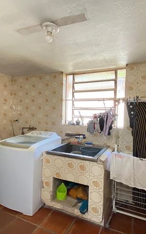 Casa à venda com 180m², 3 quartos e 1 vaga Área de Serviço