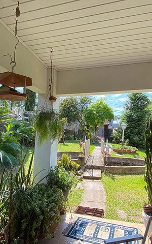 Casa à venda com 180m², 3 quartos e 1 vagaÁrea