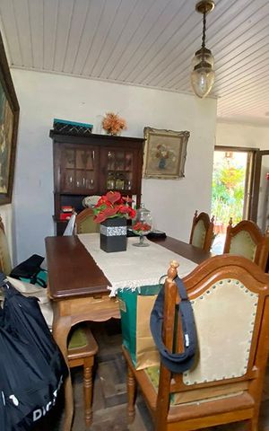 Casa à venda com 180m², 3 quartos e 1 vagaSala