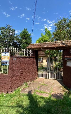 Casa à venda com 180m², 3 quartos e 1 vagaFachada