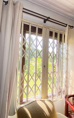 Casa à venda com 180m², 3 quartos e 1 vagaSala