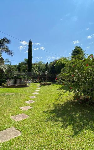 Casa à venda com 180m², 3 quartos e 1 vagaJardim