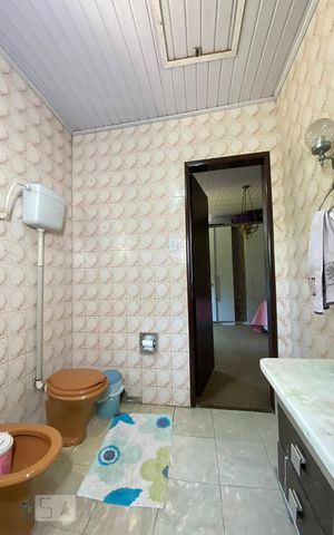 Casa à venda com 180m², 3 quartos e 1 vagaBanheiro da Suíte