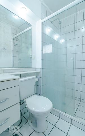 Apartamento à venda com 36m², 1 quarto e 1 vaga Apartamento à venda com 36m², 1 quarto e 1 vagaBanheiro da suíte