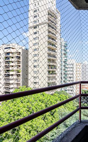 Apartamento à venda com 36m², 1 quarto e 1 vaga Apartamento à venda com 36m², 1 quarto e 1 vagaVaranda