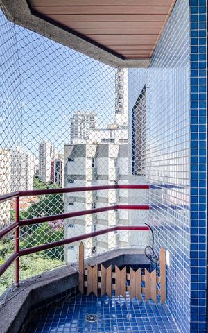 Apartamento à venda com 36m², 1 quarto e 1 vaga Apartamento à venda com 36m², 1 quarto e 1 vagaVaranda