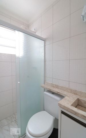 Casa à venda com 79m², 2 quartos e 1 vagaBanheiro da Suite 2