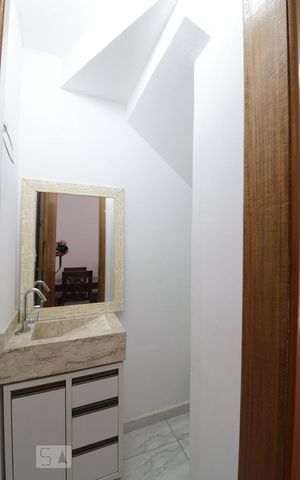 Casa à venda com 79m², 2 quartos e 1 vagaLavabo