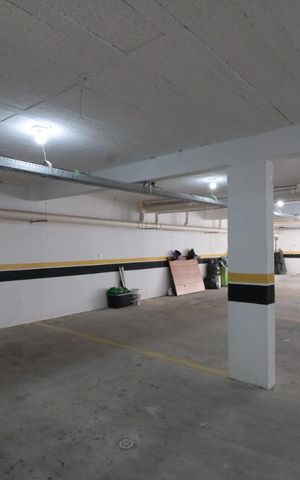 Casa à venda com 79m², 2 quartos e 1 vagaArea Comum - Garagem