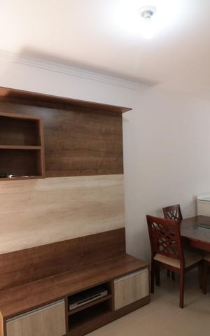 Casa à venda com 79m², 2 quartos e 1 vagaSala