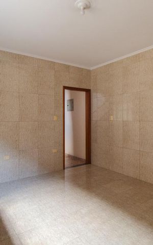 Casa à venda com 190m², 3 quartos e 2 vagas Casa à venda com 190m², 3 quartos e 2 vagasCozinha