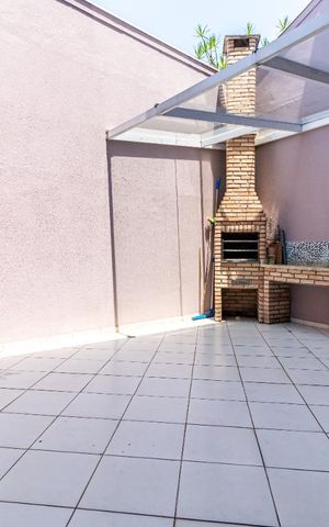 Casa à venda com 220m², 3 quartos e 5 vagasQuintal - Churrasqueira