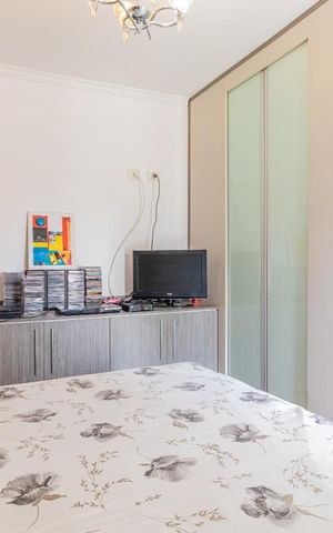 Casa à venda com 220m², 3 quartos e 5 vagasSuíte 3
