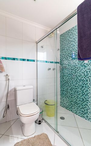 Casa à venda com 220m², 3 quartos e 5 vagasBanheiro da Suíte 3 