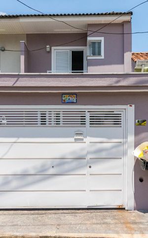 Casa à venda com 220m², 3 quartos e 5 vagasFachada ada Casa