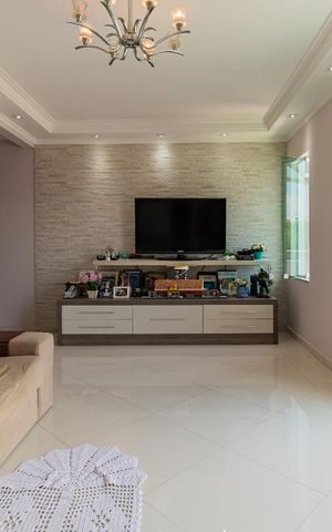 Casa à venda com 220m², 3 quartos e 5 vagasSala