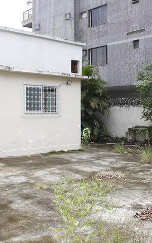 Casa à venda com 400m², 3 quartos e 4 vagasQuintal