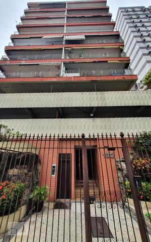 Apartamento para alugar com 70m², 2 quartos e 1 vaga Apartamento para alugar com 70m², 2 quartos e 1 vagaFachada