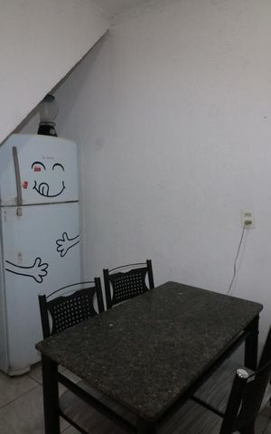 Casa à venda com 200m², 4 quartos e 4 vagasEdicula