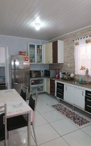 Casa à venda com 200m², 4 quartos e 4 vagasCozinha