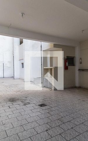 Apartamento à venda com 33m², 1 quarto e sem vaga Apartamento à venda com 33m², 1 quarto e sem vagaChurrasqueira