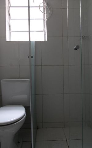 Casa para alugar com 180m², 3 quartos e 2 vagasBanheiro 1