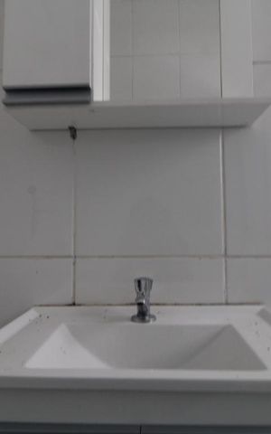 Casa para alugar com 180m², 3 quartos e 2 vagasPia do banheiro 1