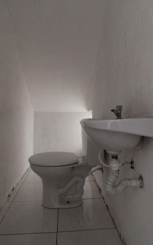 Casa para alugar com 180m², 3 quartos e 2 vagasLavabo