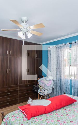 Casa à venda com 223m², 3 quartos e 4 vagas Casa à venda com 223m², 3 quartos e 4 vagasSuite 1