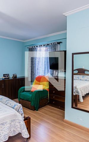 Casa à venda com 223m², 3 quartos e 4 vagas Casa à venda com 223m², 3 quartos e 4 vagasSuite 2