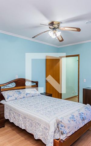 Casa à venda com 223m², 3 quartos e 4 vagas Casa à venda com 223m², 3 quartos e 4 vagasSuite 2