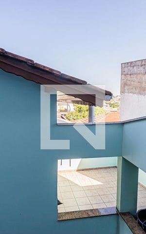 Casa à venda com 223m², 3 quartos e 4 vagas Casa à venda com 223m², 3 quartos e 4 vagasVista Suite 2