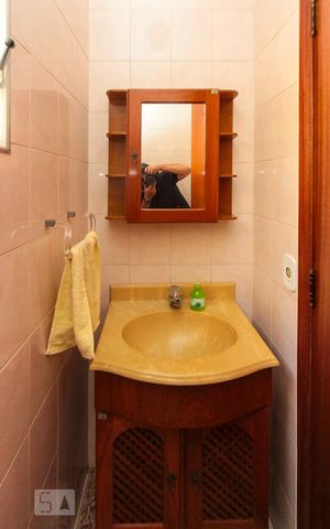 Casa à venda com 304m², 3 quartos e 3 vagasLavabo