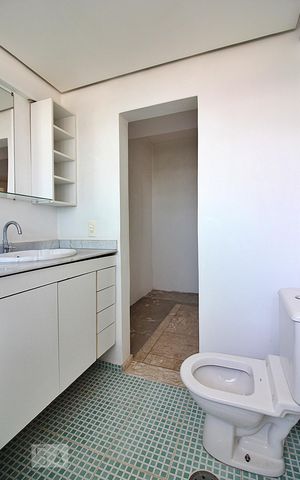 Apartamento à venda com 118m², 3 quartos e 1 vagaBanheiro do Quarto 1 - Suíte
