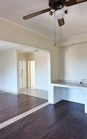 Apartamento à venda com 118m², 3 quartos e 1 vagaSala de TV