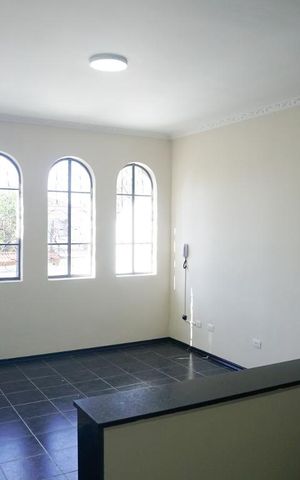 Casa à venda com 210m², 3 quartos e 4 vagasSala