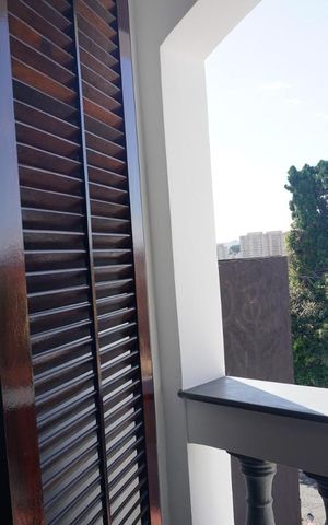 Casa à venda com 210m², 3 quartos e 4 vagasVaranda da Suíte 1