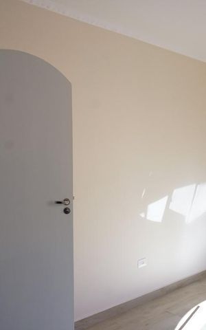 Casa à venda com 210m², 3 quartos e 4 vagasSuíte 2