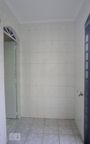 Casa à venda com 210m², 3 quartos e 4 vagasLavanderia
