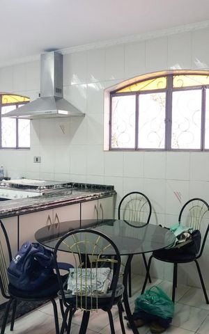 Casa à venda com 210m², 3 quartos e 4 vagasCozinha